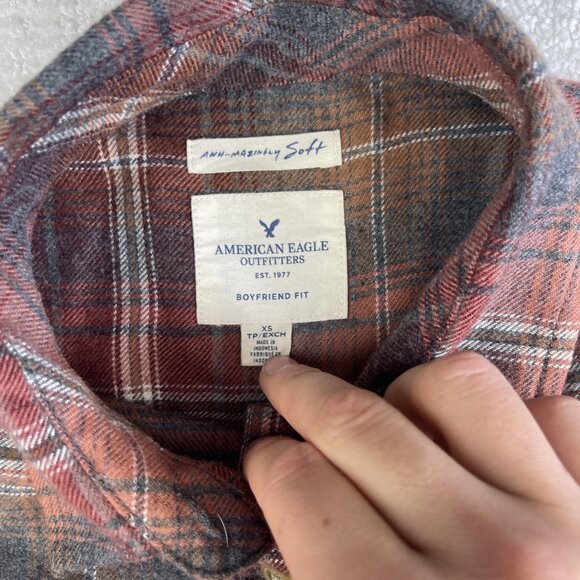 American Eagle Flannel Shirt Womens XS Boyfriend Fit Faded Red Amazingly Soft - Picture 8 of 16